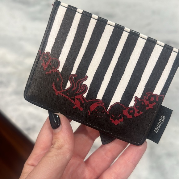 Loungefly Jackskellington card holder. - Picture 2 of 2